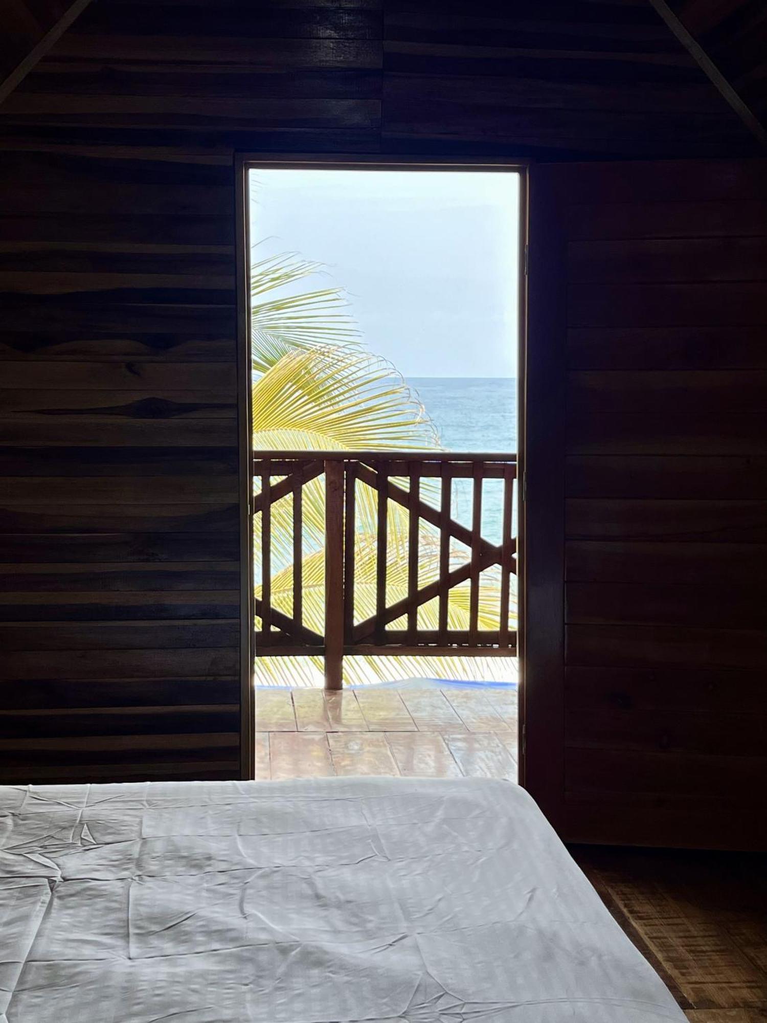 The Shark Cabana Frente Al Mar Los Naranjos Exterior photo