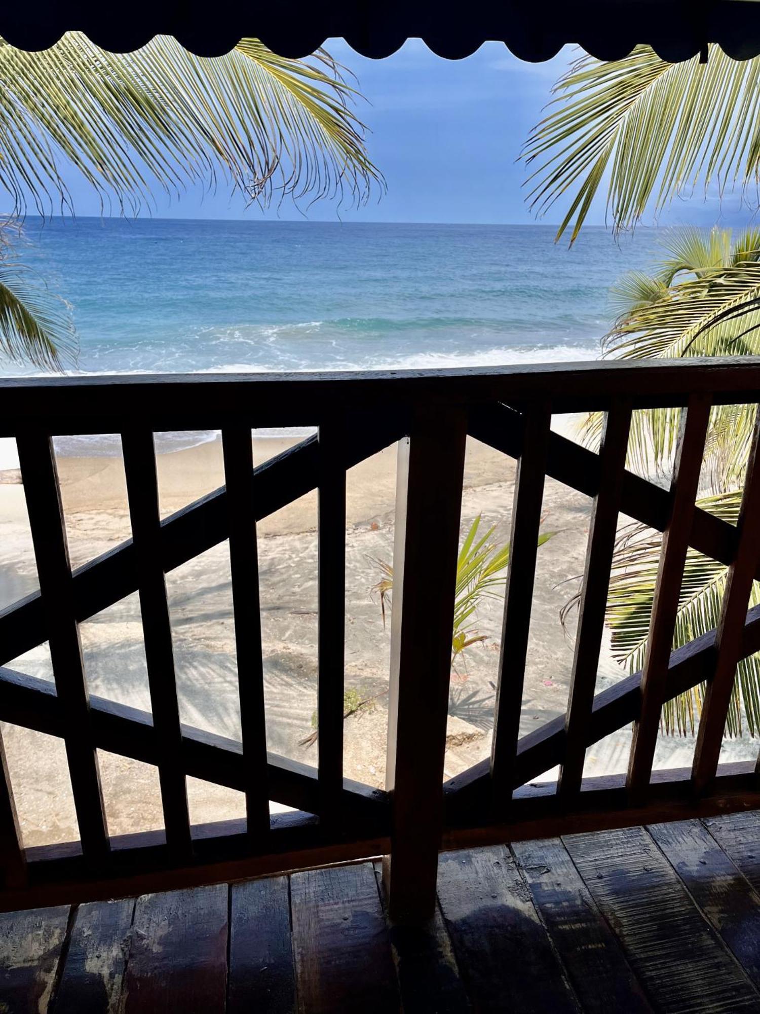 The Shark Cabana Frente Al Mar Los Naranjos Exterior photo